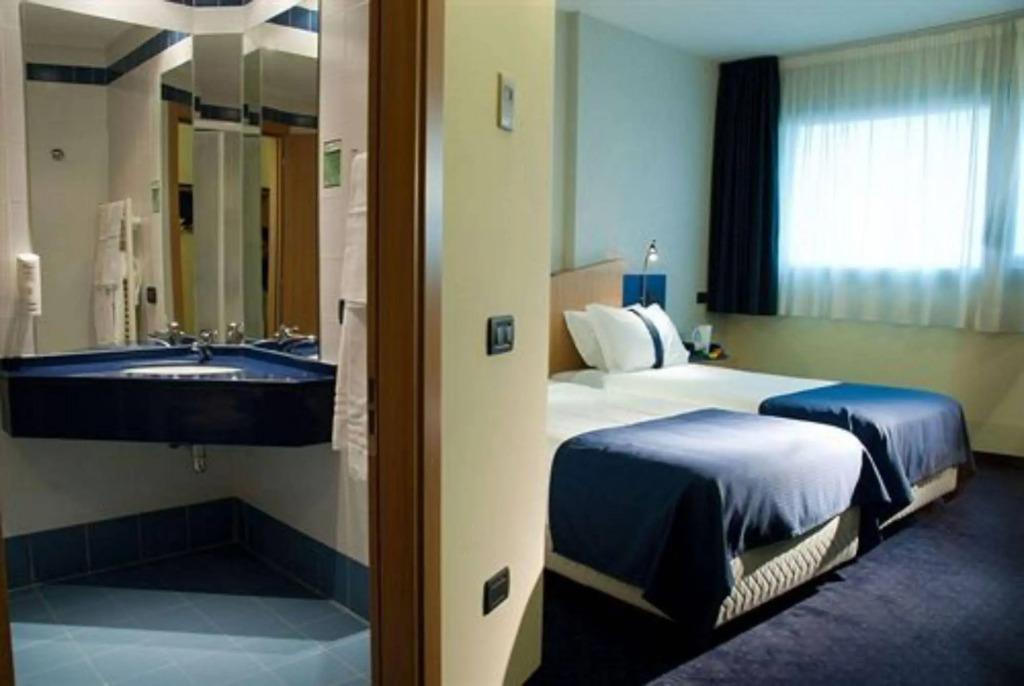 hotel image 37