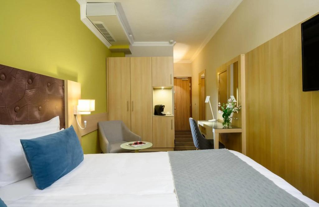 hotel image 39