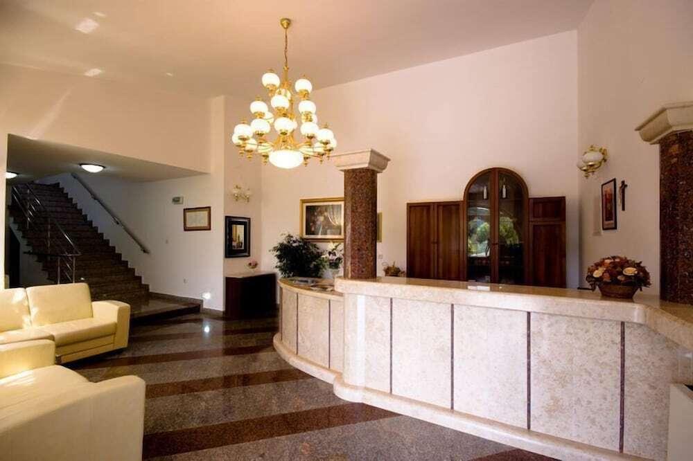 hotel image 15
