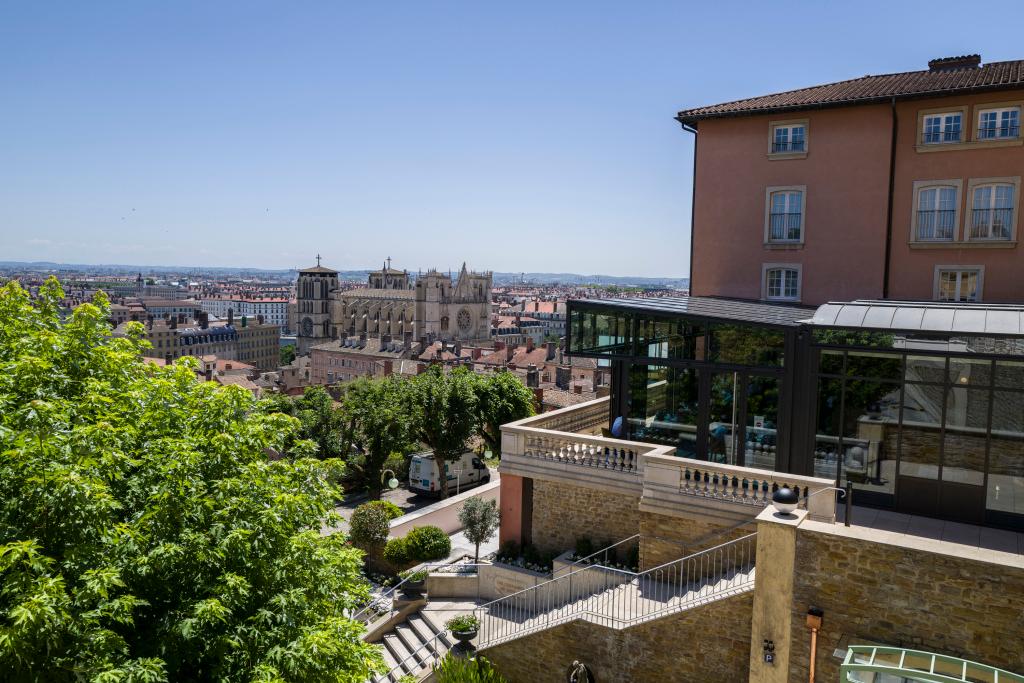 hotel image 12