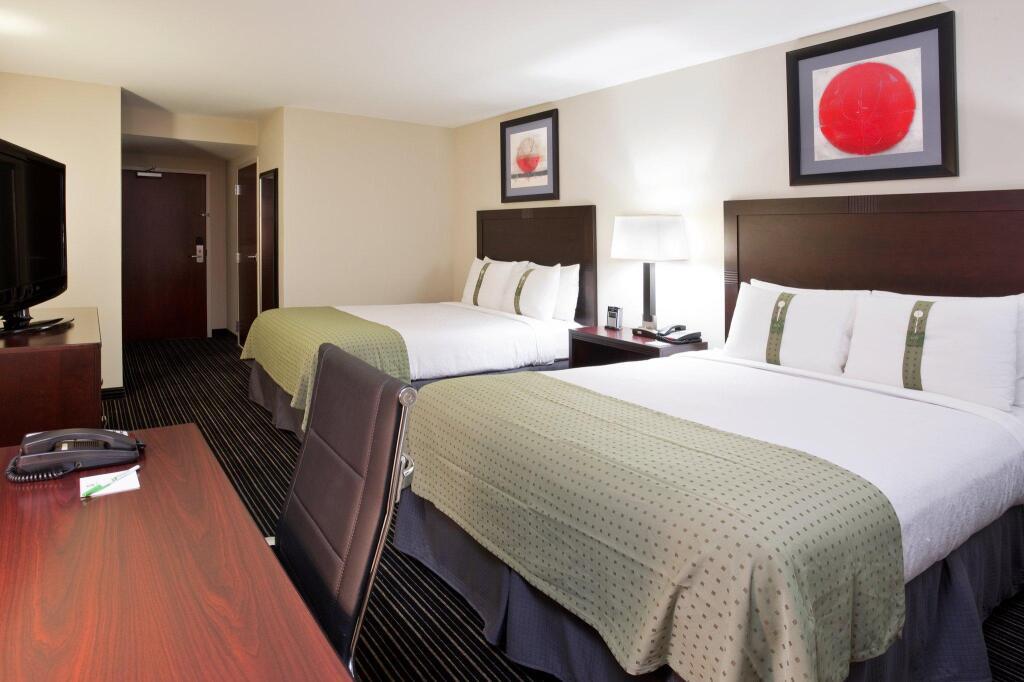 hotel image 16
