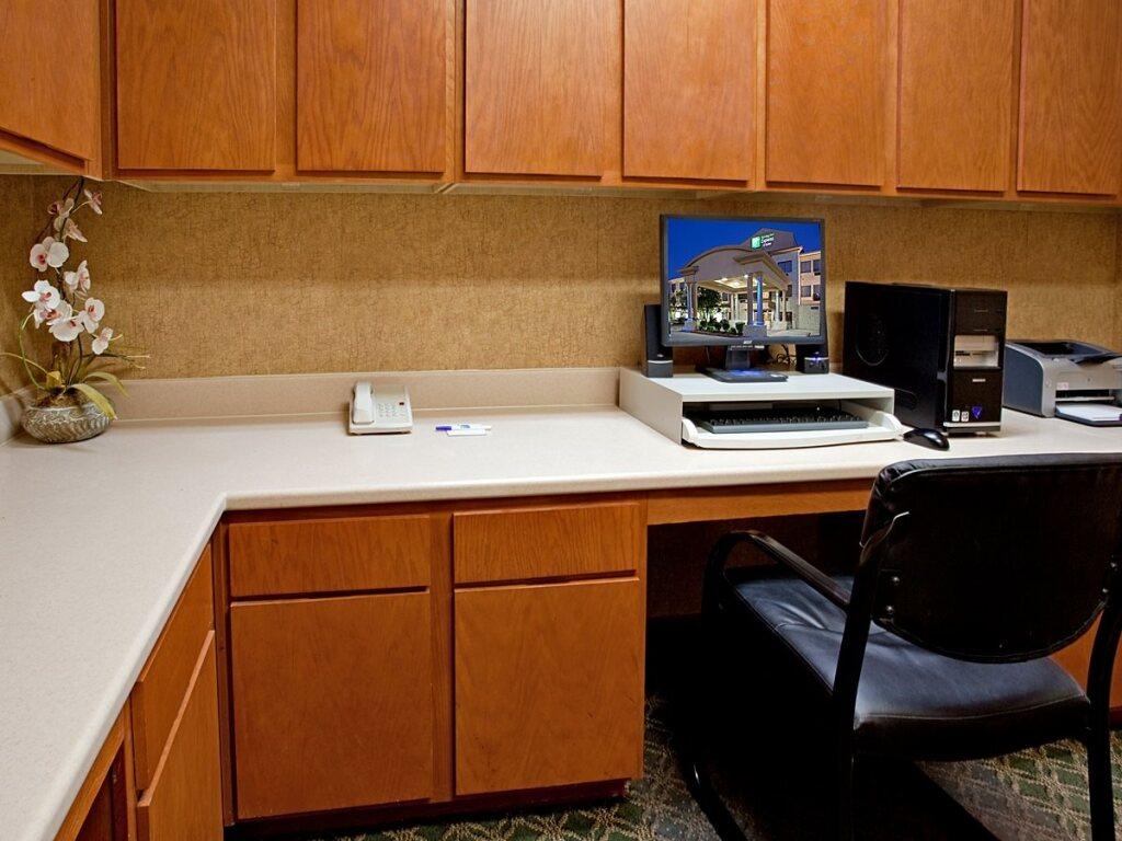 hotel image 9