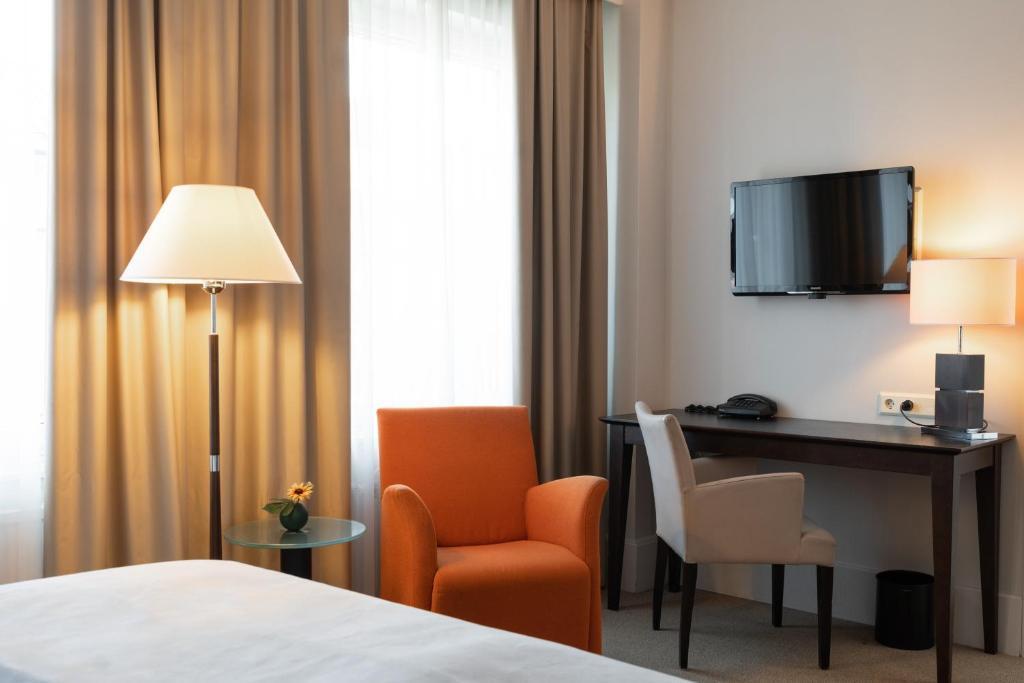 hotel image 13