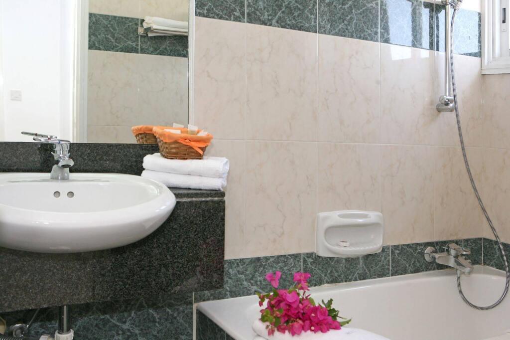 hotel image 13