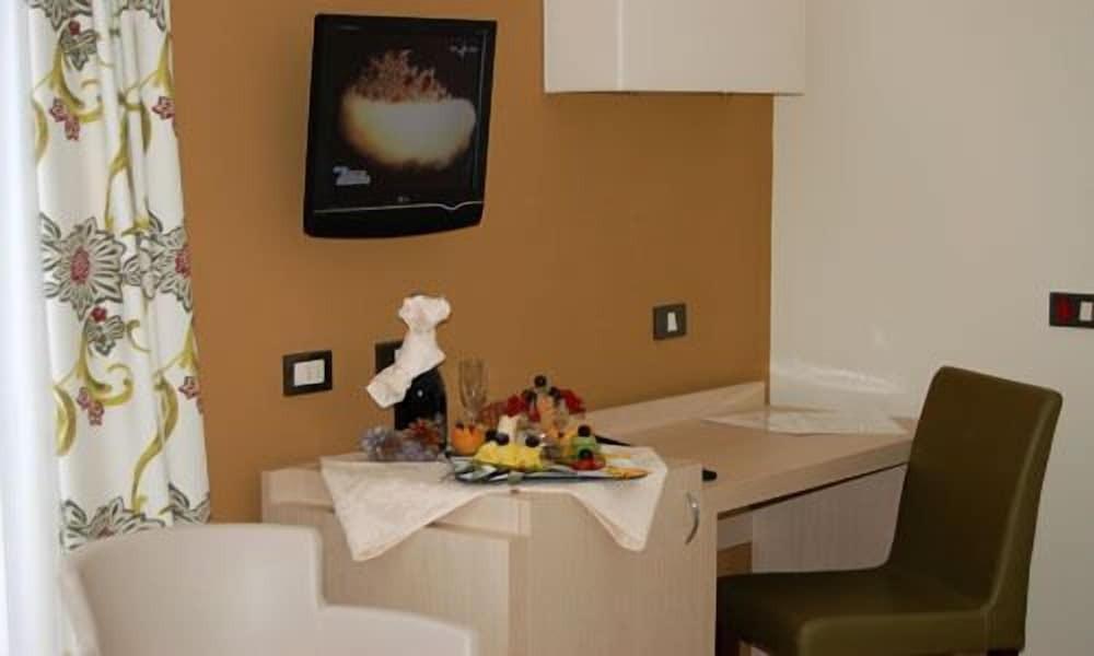 hotel image 10