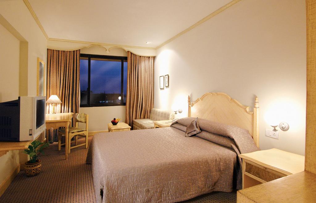 hotel image 12