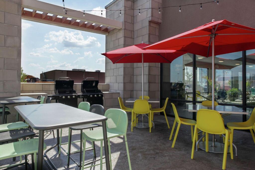 hotel image 12