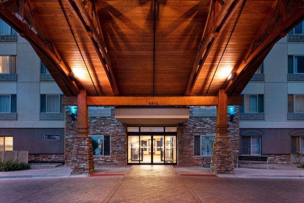 hotel image 10