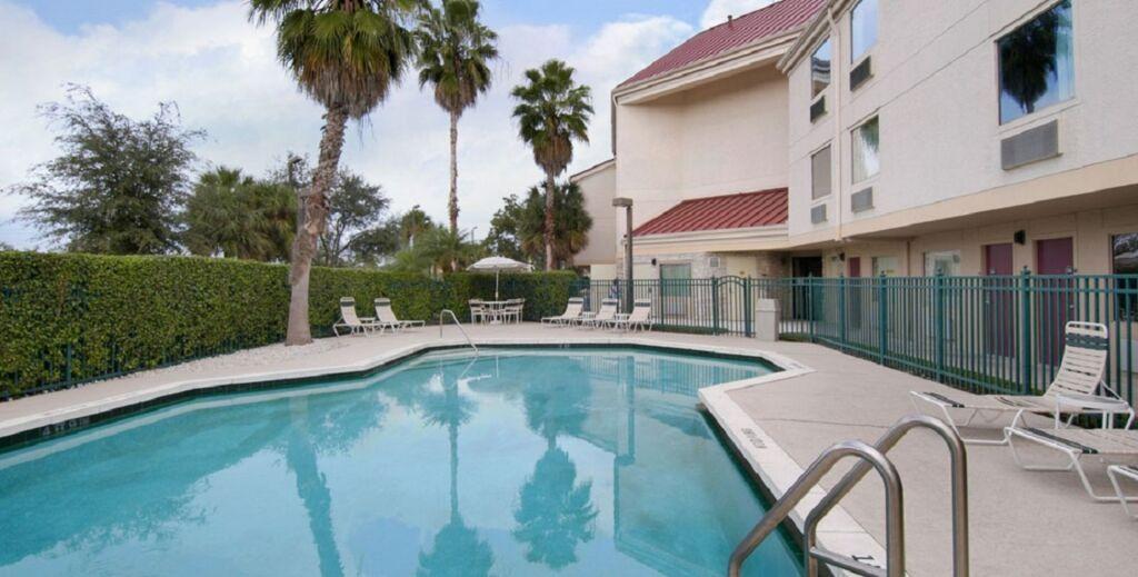 hotel image 12