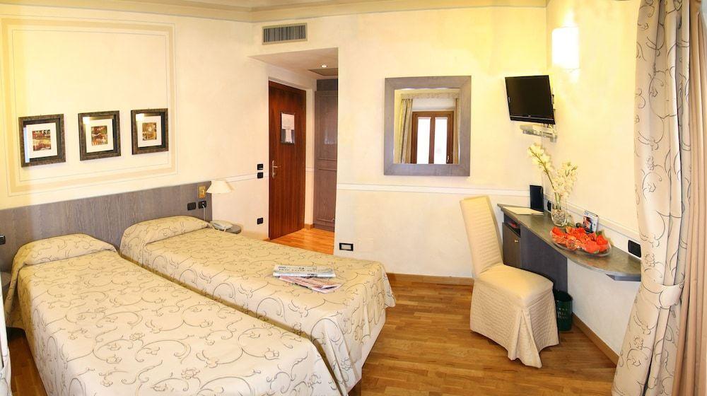 hotel image 18
