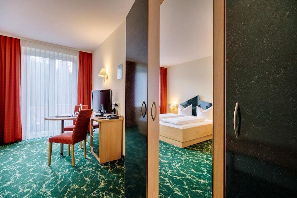 hotel image 13