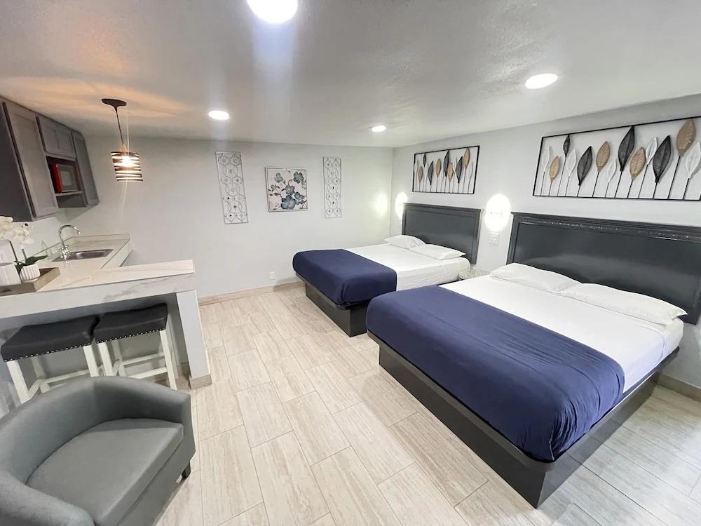 hotel image 12