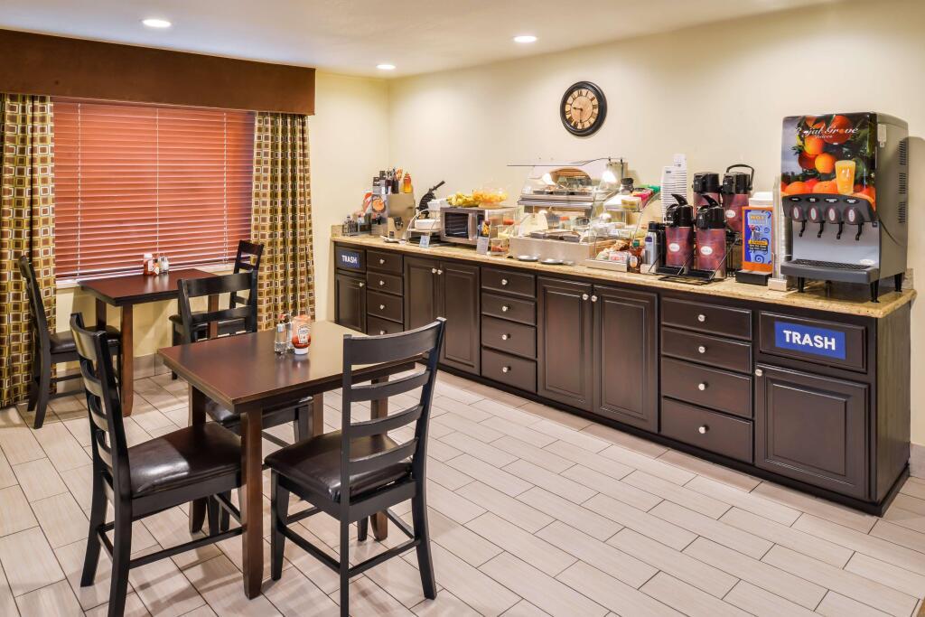 hotel image 13