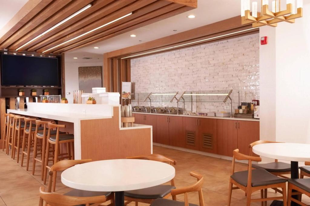 hotel image 16