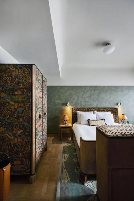 hotel image 13