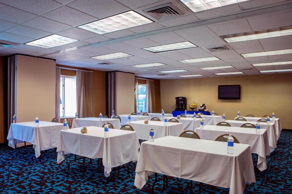 hotel image 13