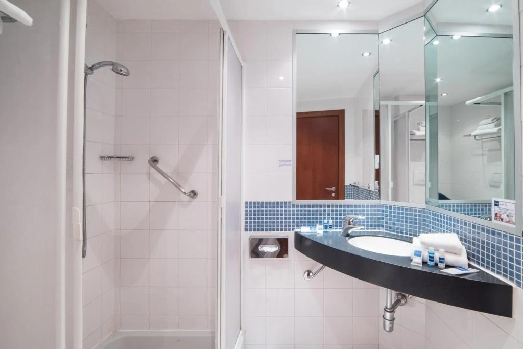 hotel image 10