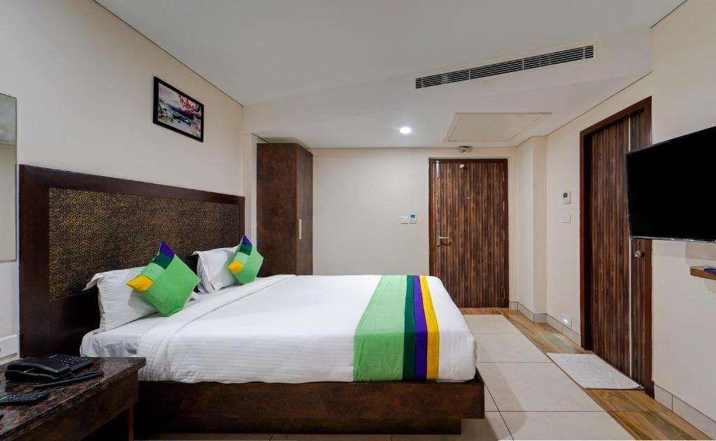 hotel image 12