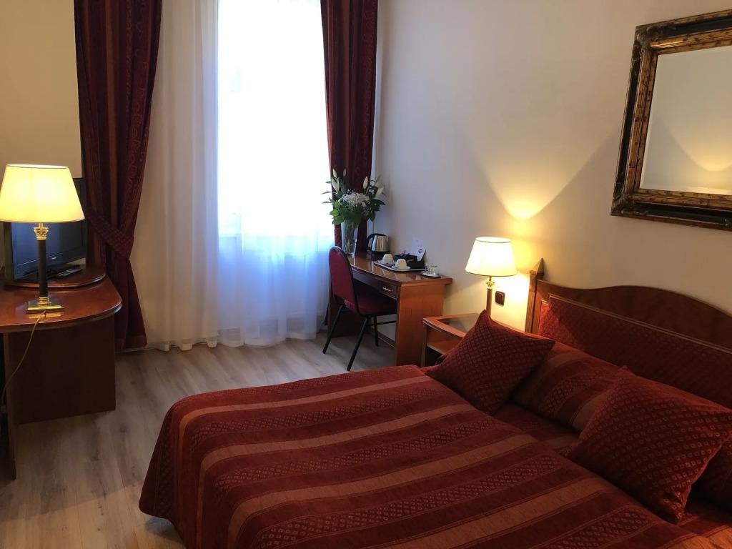 hotel image 11