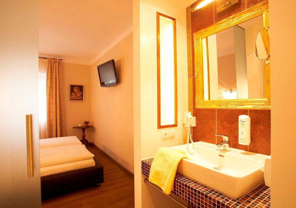 hotel image 14