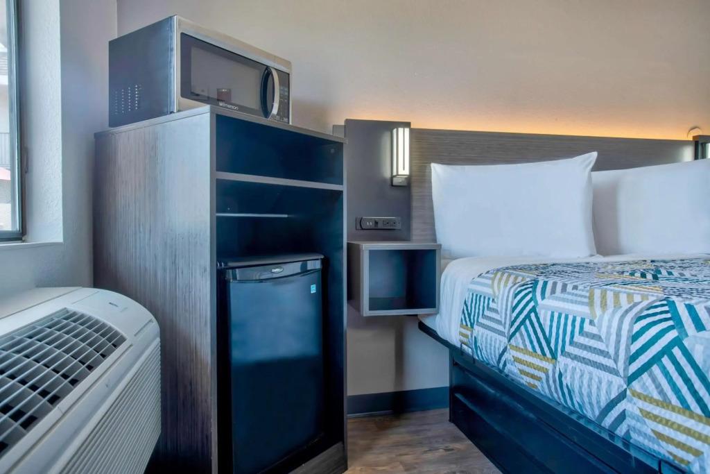 hotel image 8