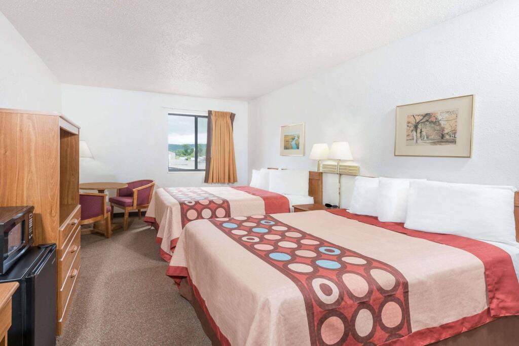 hotel image 13