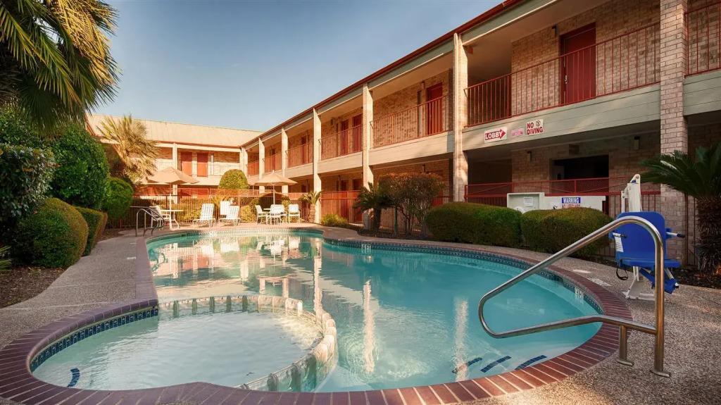 hotel image 6