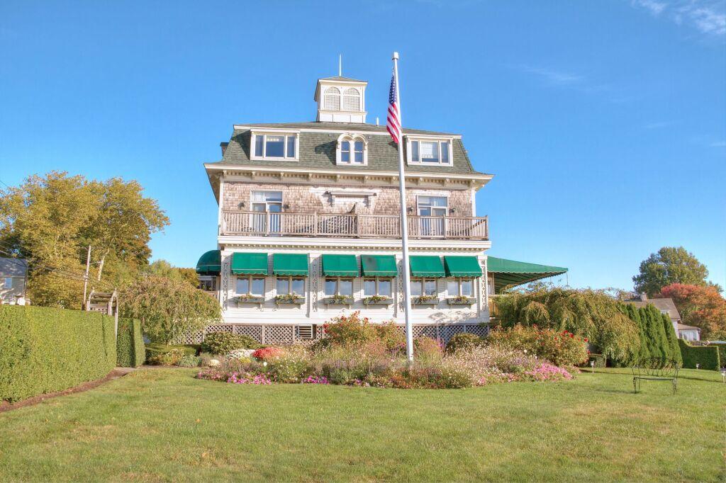 hotel image 13