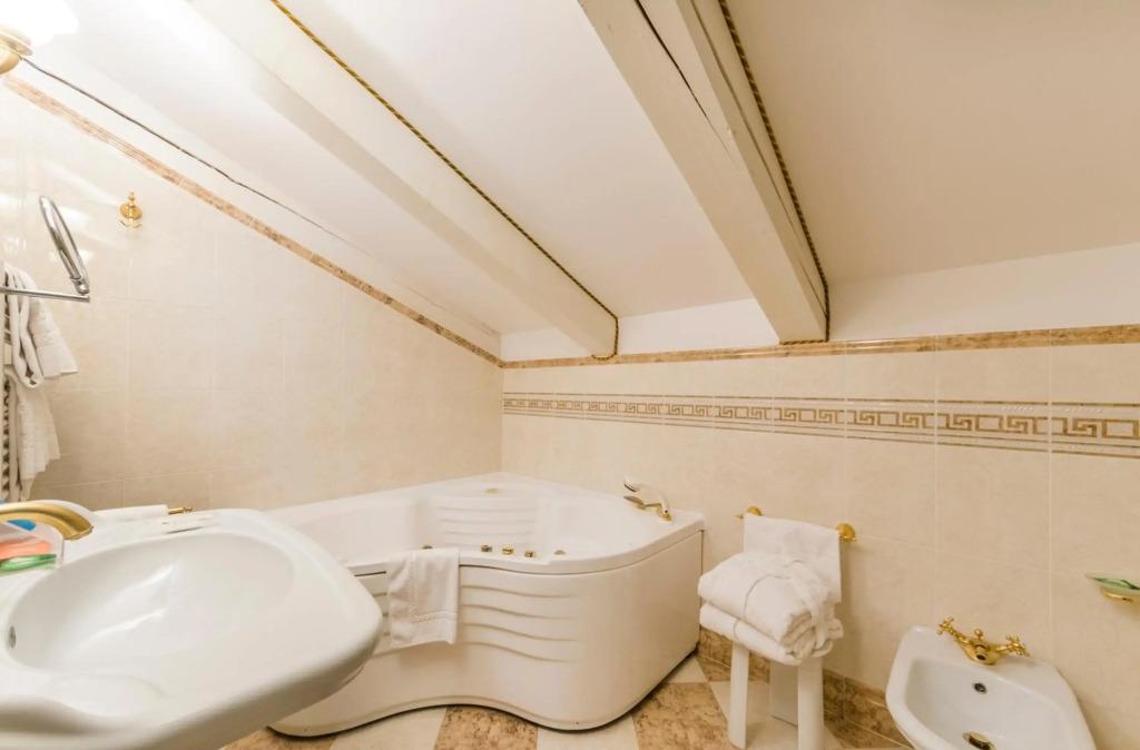 hotel image 18