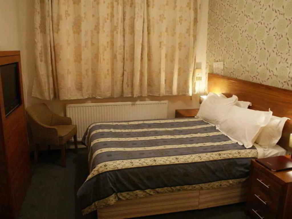 hotel image 10