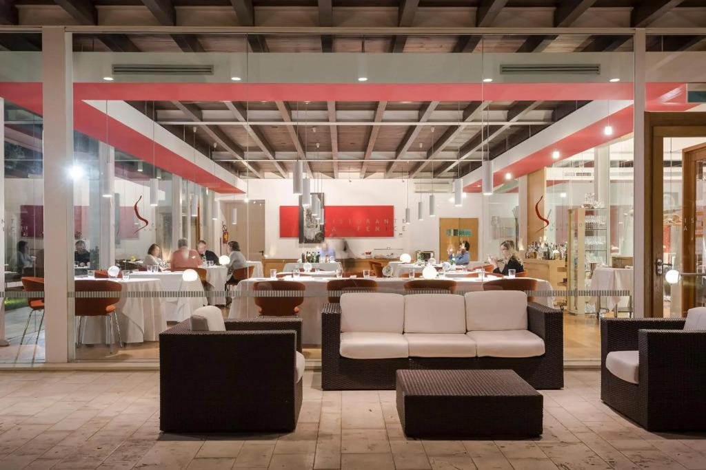 hotel image 16