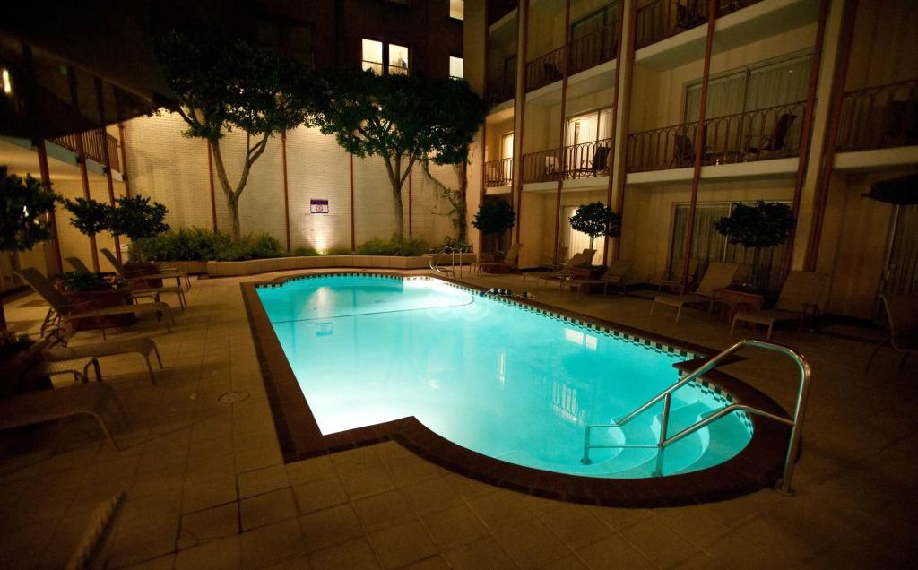 hotel image 16