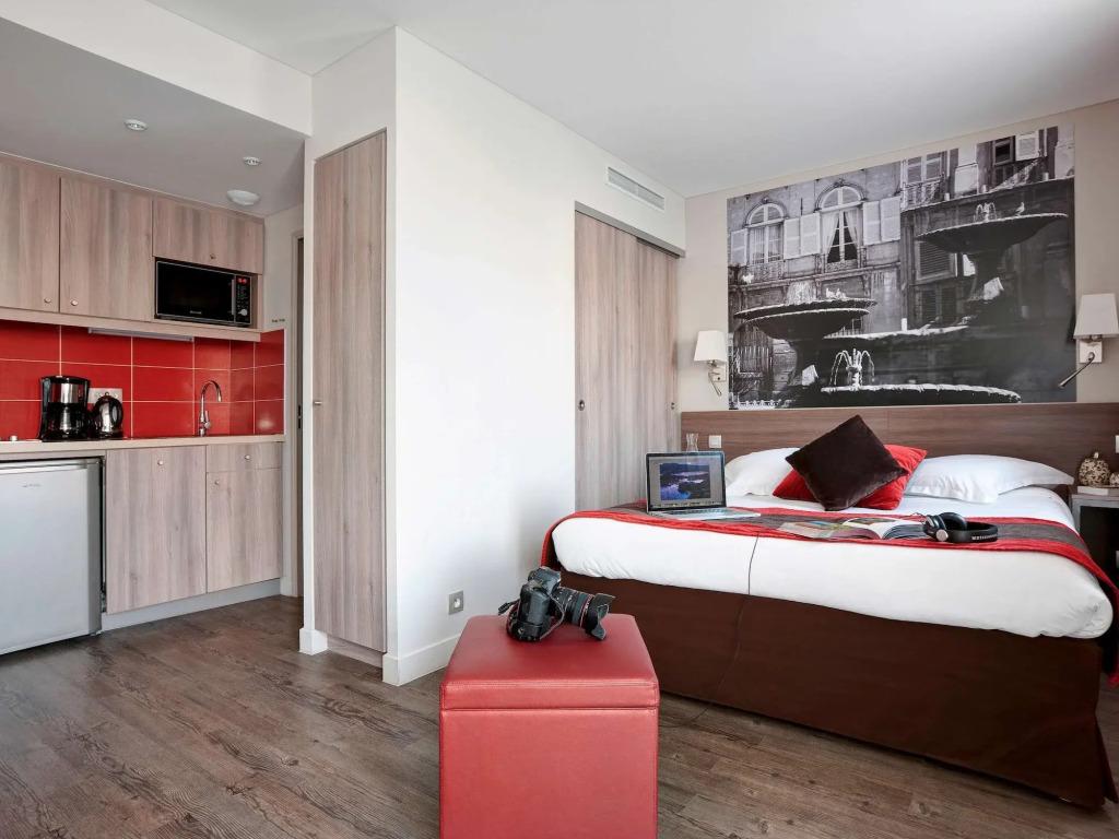 hotel image 76
