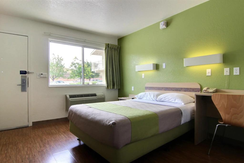 hotel image 11