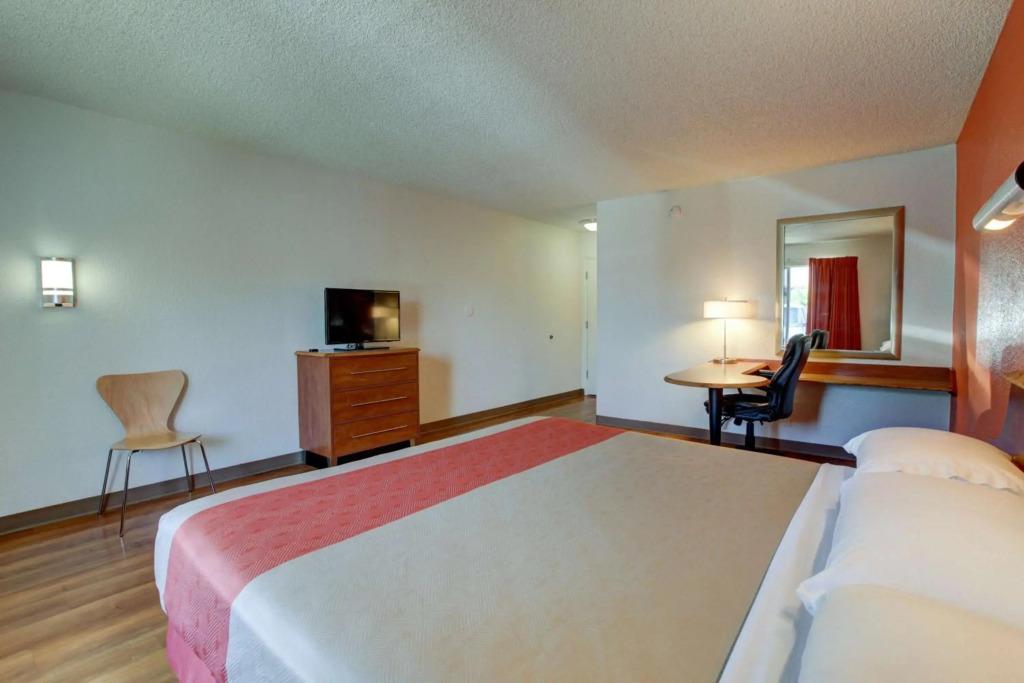 hotel image 13