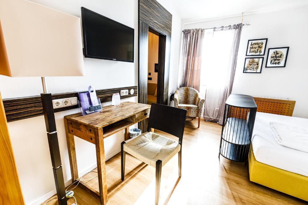 hotel image 13