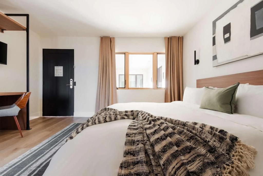 hotel image 35
