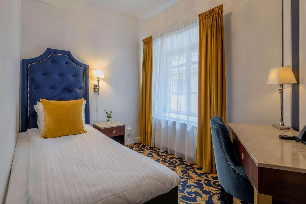 hotel image 16