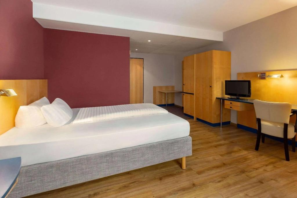 hotel image 35