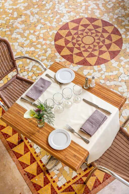 hotel image 12