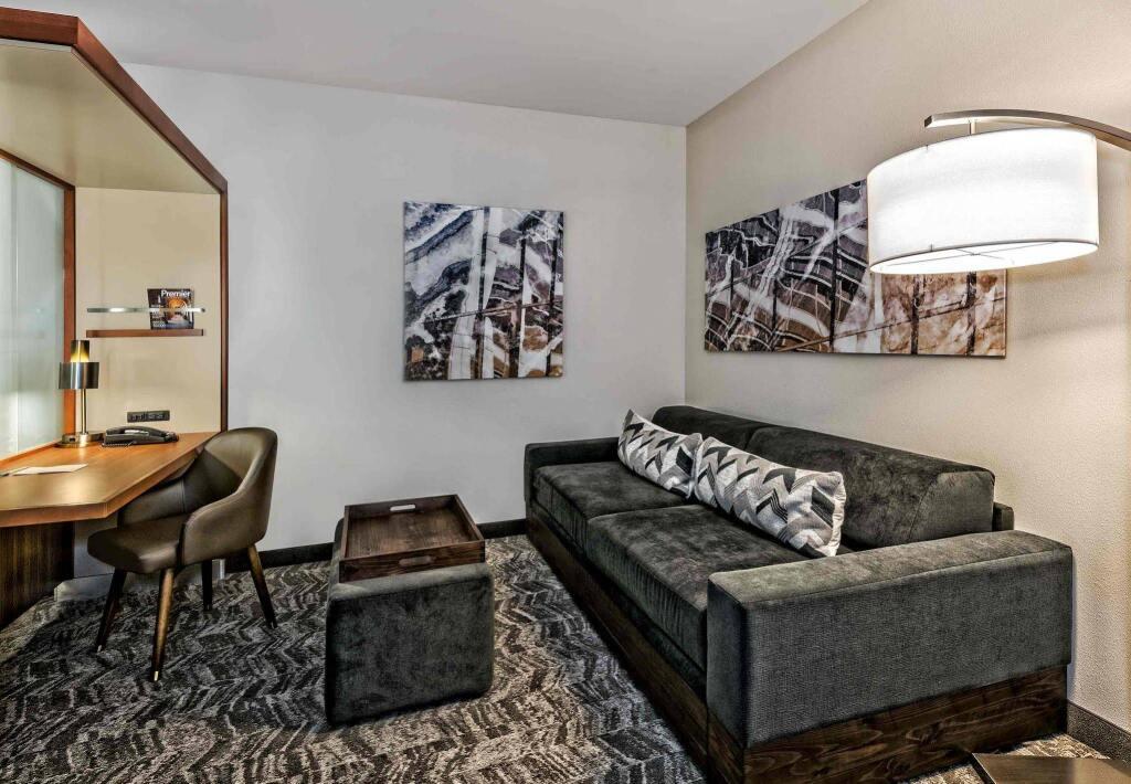 hotel image 13