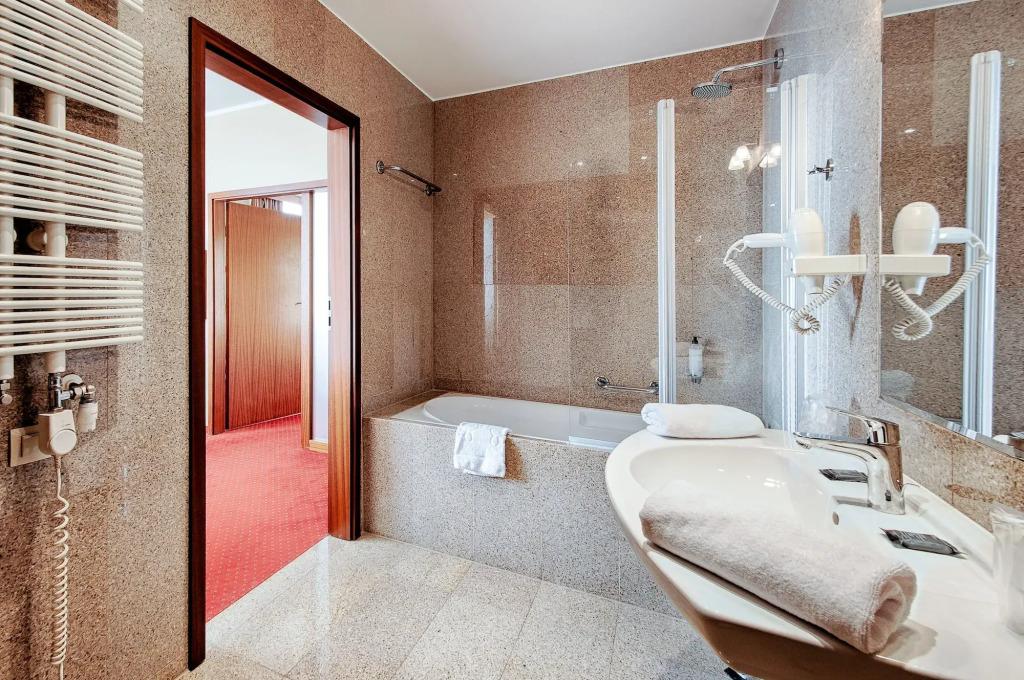hotel image 34