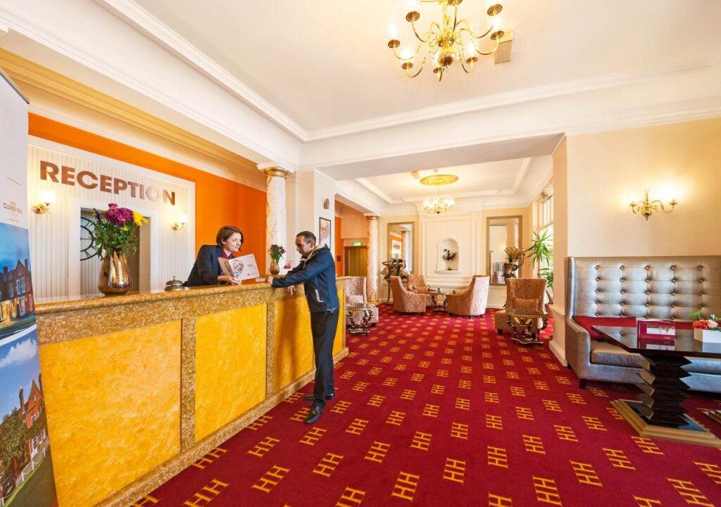 hotel