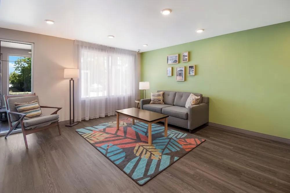 hotel image 8
