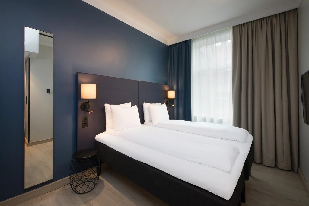 hotel image 16