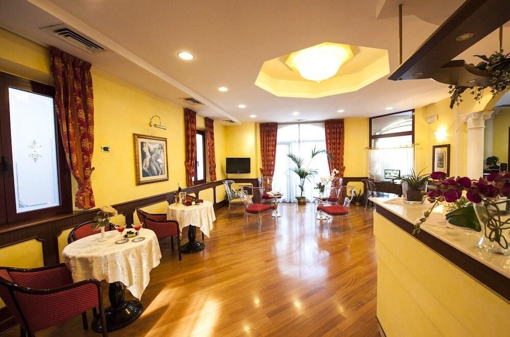 hotel image 7