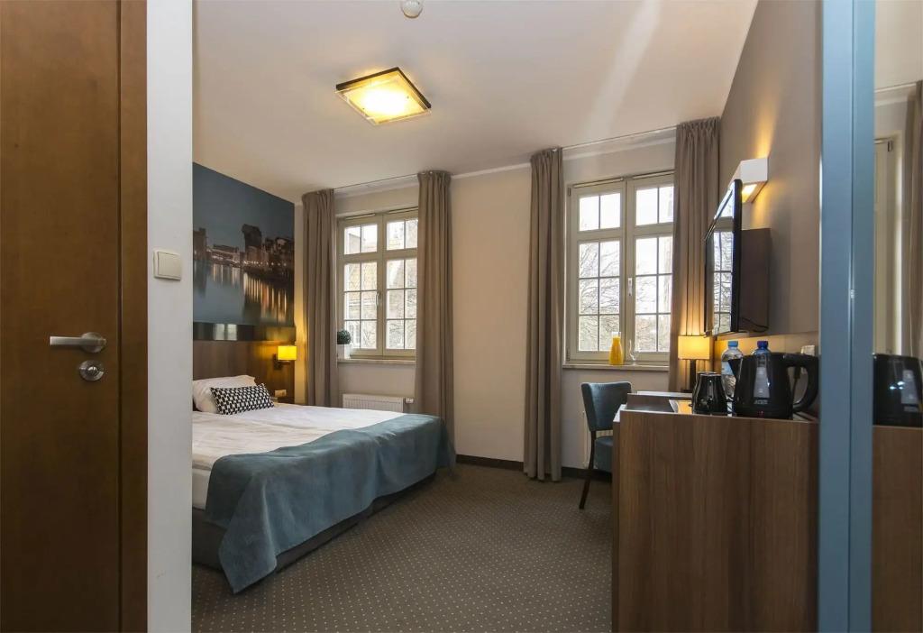 hotel image 8