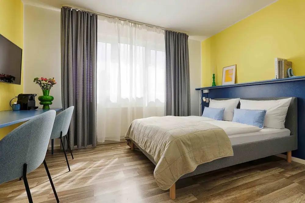 hotel image 12