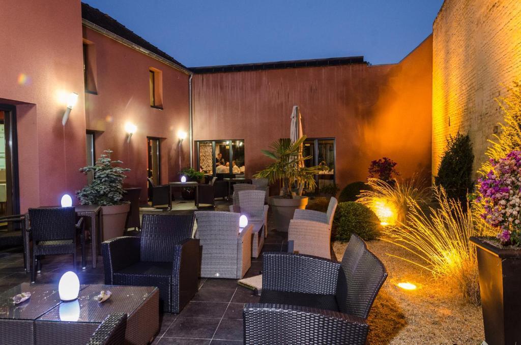 hotel image 10