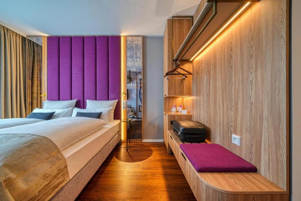 hotel image 12
